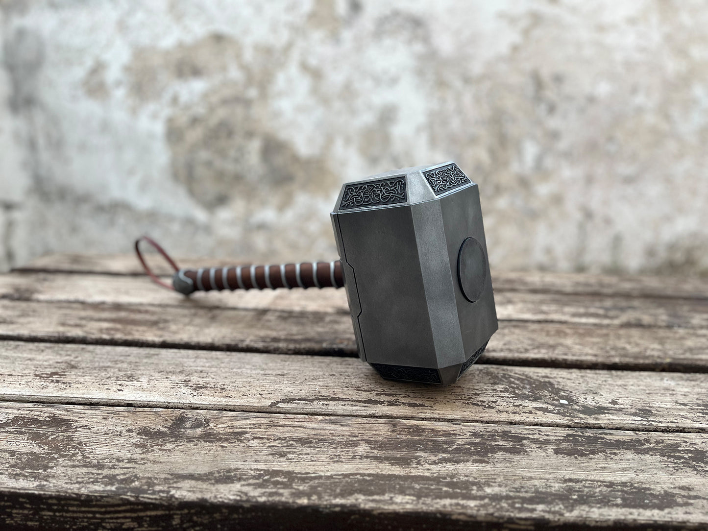 Mjolnir Thor Hammer (real wood handle) (fan-art)