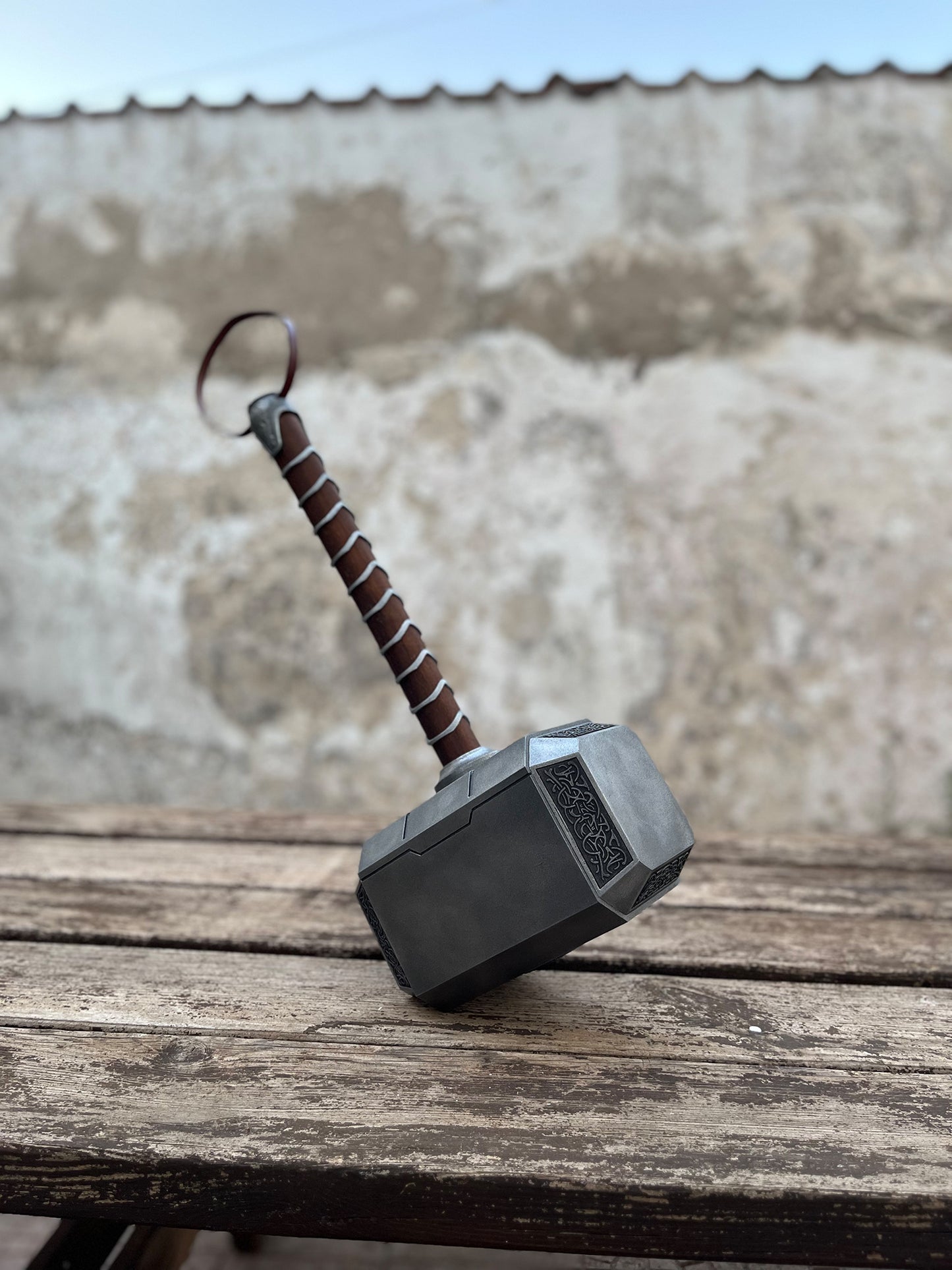 Mjolnir Thor Hammer (real wood handle) (fan-art)