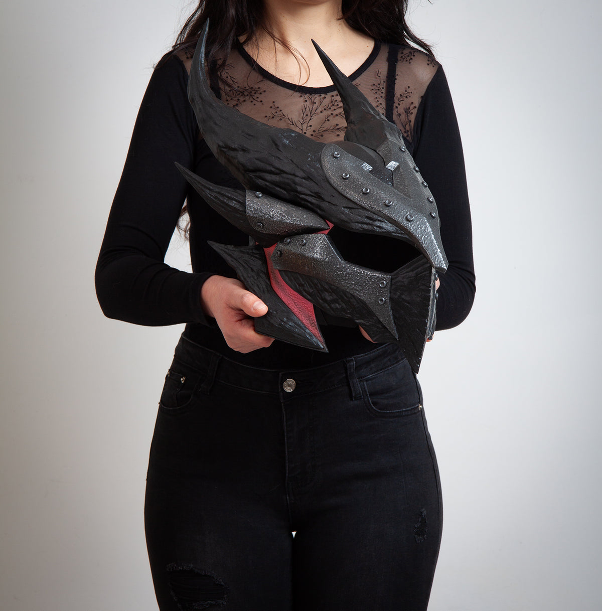 Daedric Helmet Wearable (fan-art)