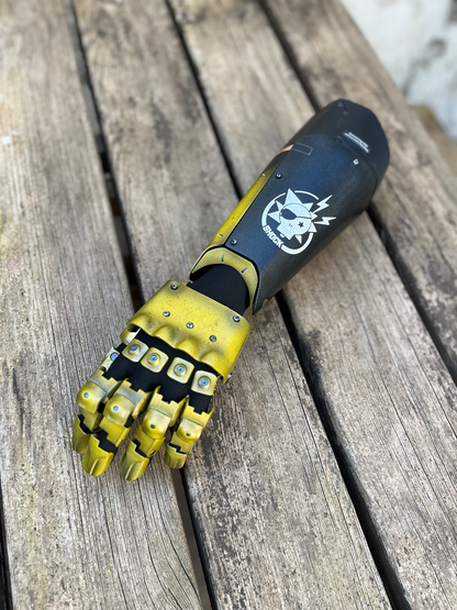 Snake's Bionic Arm Wearable Yellow (fan-art)