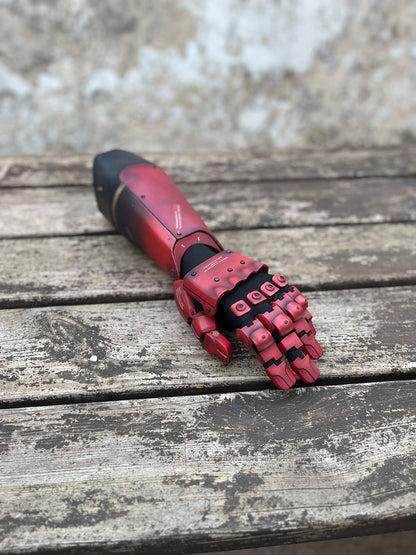 Snake's Bionic Arm Wearable (fan-art)